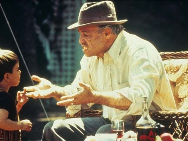 MARLON BRANDO Y EL TRUCO DE LA CÁSCARA DE&nbsp;NARANJA